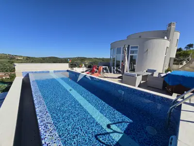 Haus zum Kauf in Momjan, 317,9 m² - 8