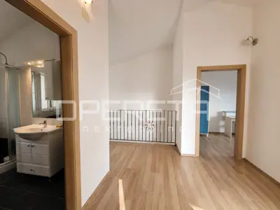 Wohnung 152 m², Kaštel Kambelovac - 3 Zimmer, Terrasse und Meerblick - 12