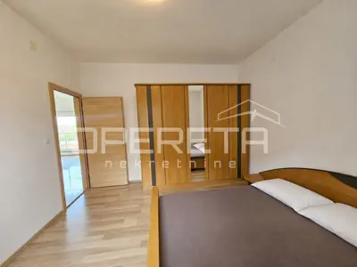 Wohnung 152 m², Kaštel Kambelovac - 3 Zimmer, Terrasse und Meerblick - 9