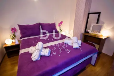 Hotel 975 m², Pula Centar - 19 rooms and view of the old town center - 8
