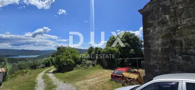 Građevinsko zemljište, Motovun - panoramski pogled i kameni objekt - 21