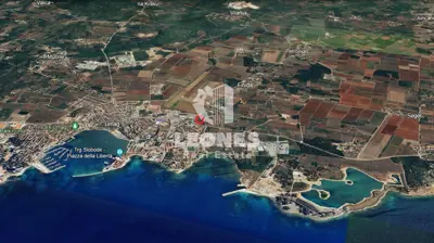 Građevinsko zemljište 617 m², Umag - poslovna namjena