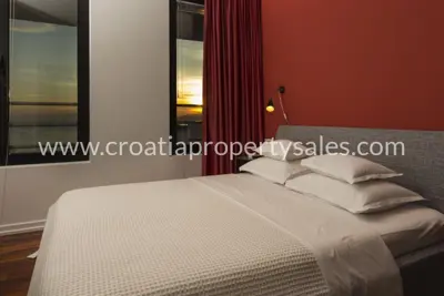 Vila u Makarskoj, mirna lokacija i panoramski pogled na more - 11