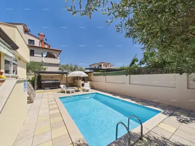 House 260 m², Poreč - quiet area, private pool - 9