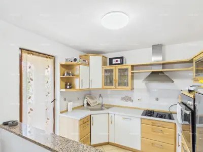 House 260 m², Poreč - quiet area, private pool - 12