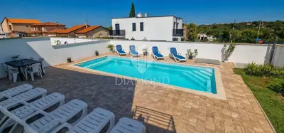Stan 69 m², Umag - privatni bazen i veliko dvorište - 13