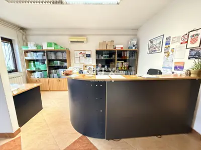 House 352 m², Zamet - three floors and separate entrances - 6