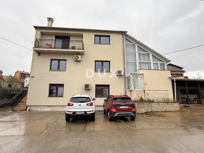 House 352 m², Zamet - three floors and separate entrances - 2