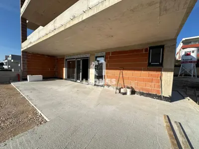 Apartment with pool, Novigrad, ground floor and yard 36 m² - 2