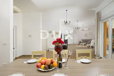 Villa 180 m², Svetvinčenat - Pool und Jacuzzi - 21