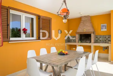 Villa 180 m², Svetvinčenat - Pool und Jacuzzi - 10