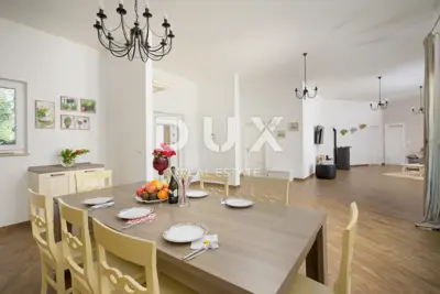 Villa 180 m², Svetvinčenat - Pool und Jacuzzi - 20