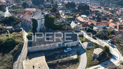 Gewerbeimmobilie zum Kauf in Nerežišća, 1841 m² - 9
