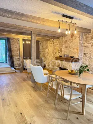 Kamena kuća 140 m², Blato centar, mirna ulica - 5