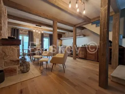 Kamena kuća 140 m², Blato centar, mirna ulica