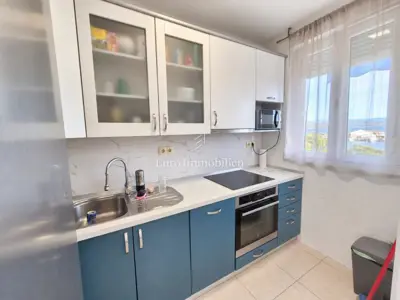 Apartman 60 m², Krk - prvi red do mora i centar - 8