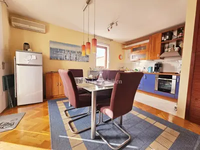 Malinska - apartment with sea view in a quiet location