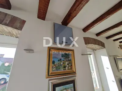 Rijeka, donji Zamet, detached house, 300 m², garage, tavern, view - 14