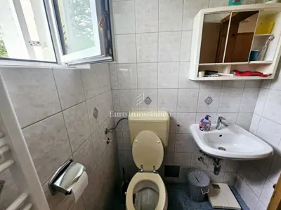 Samostojeća kuća s tri stana, pogled more - Malinska - 16