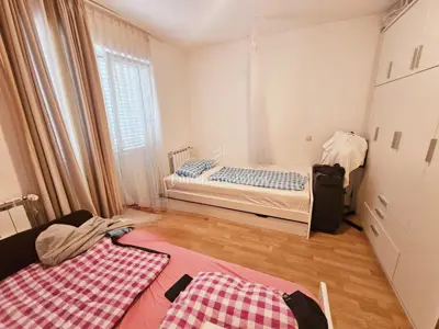 Samostojeća kuća s tri stana, pogled more - Malinska - 12