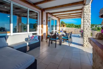 JABLANAC - Haus 260 m² mit Pool und Meerblick - 6
