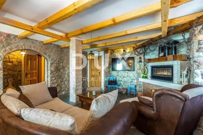 JABLANAC - Haus 260 m² mit Pool und Meerblick - 10