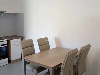House 500 m², Valtura - 5 apartments and 2 pools - 21
