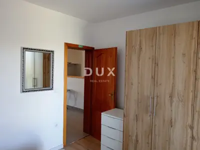 House 500 m², Valtura - 5 apartments and 2 pools - 17