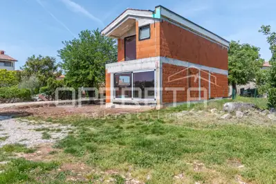 House 118 m², Sveti Lovreč - quiet location close to amenities - 19