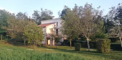 Building land 2 493 m², Heki, direct access to the road