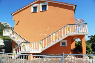Kuća 1000 m², Baška na otoku Krku, 9 parkirnih mjesta - 7