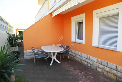 Kuća 1000 m², Baška na otoku Krku, 9 parkirnih mjesta - 8