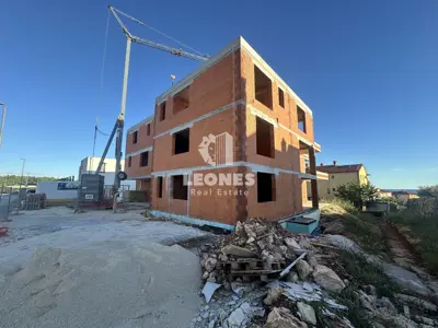 Stan 120 m², Novigrad - pogled na more i balkon - 4