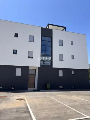 Apartment 114.2 m², Sukošan - 250 m from the sea, garden and lift