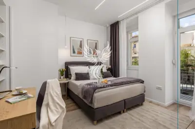 Stan u Rijeci, Centar, 3 apartmana u povijesnoj zgradi - 9