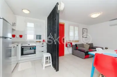 Kuća 60 m², Grohote na Šolti, bazen i vrt - 6