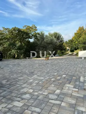 Haus 303 m², Gračišće - Blick auf Učka und Privatsphäre - 7