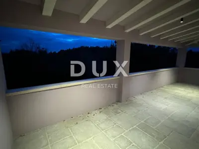 Haus 303 m², Gračišće - Blick auf Učka und Privatsphäre - 15