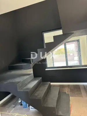 Haus 303 m², Gračišće - Blick auf Učka und Privatsphäre - 21
