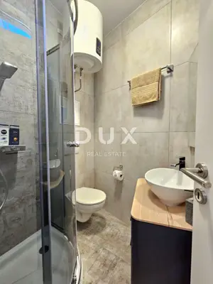 Stan 78,6 m², Pula Centar - dvije renovirane jedinice - 13