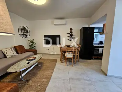 Stan 78,6 m², Pula Centar - dvije renovirane jedinice - 21