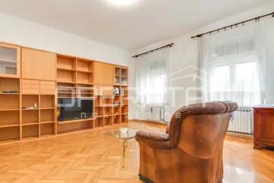 Wohnung 81 m², Donji grad - Krešimirov trg, Blick auf den Park - 8