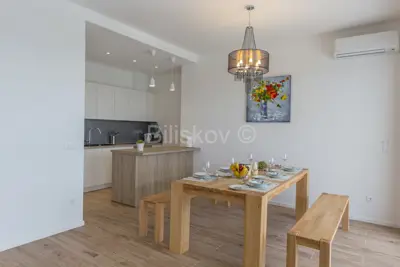 Villa 350 m², Makarska - Veliko Brdo, Pool und Meerblick - 11