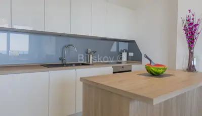Villa 350 m², Makarska - Veliko Brdo, Pool und Meerblick - 8