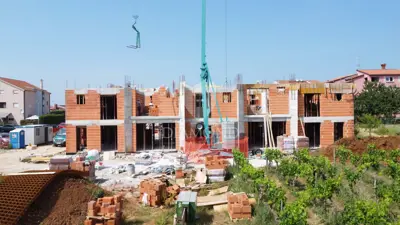 Terraced house 137 m², Poreč surroundings, garden 140 m² - 2