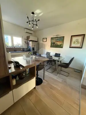 Stan 76 m², Donji grad, svijetao trosoban stan - 14