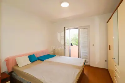 Semi-detached house 115 m², Poreč - 3 bedrooms and 2 bathrooms - 4