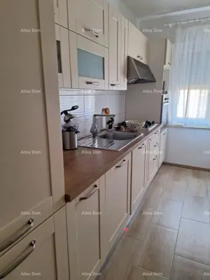 Wohnung in Umag, 2. Stock, 300 m vom Meer entfernt