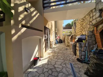 Haus 301 m², Pag - Panoramablick auf das Meer und Velebit - 16