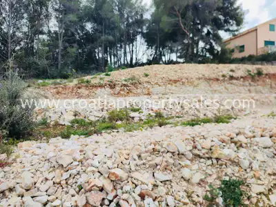 Baugrundstück 495 m², Otok Brač - 40 m vom Meer - 9